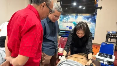 Atasi Syaraf Kejepit kemudian Rangkaian Tubuh Bermasalah dengan Terapi Genqi