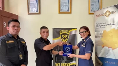 MNC Life Berikan Apresiasi ke PT Indonesia Securiti Tim